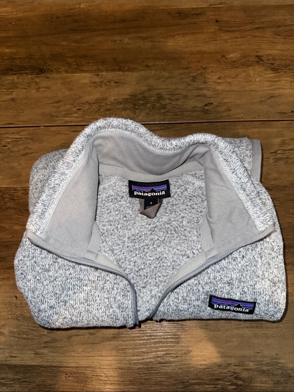 Patagonia Women’s Heather Gray Teddy Fleece Zip Jacket